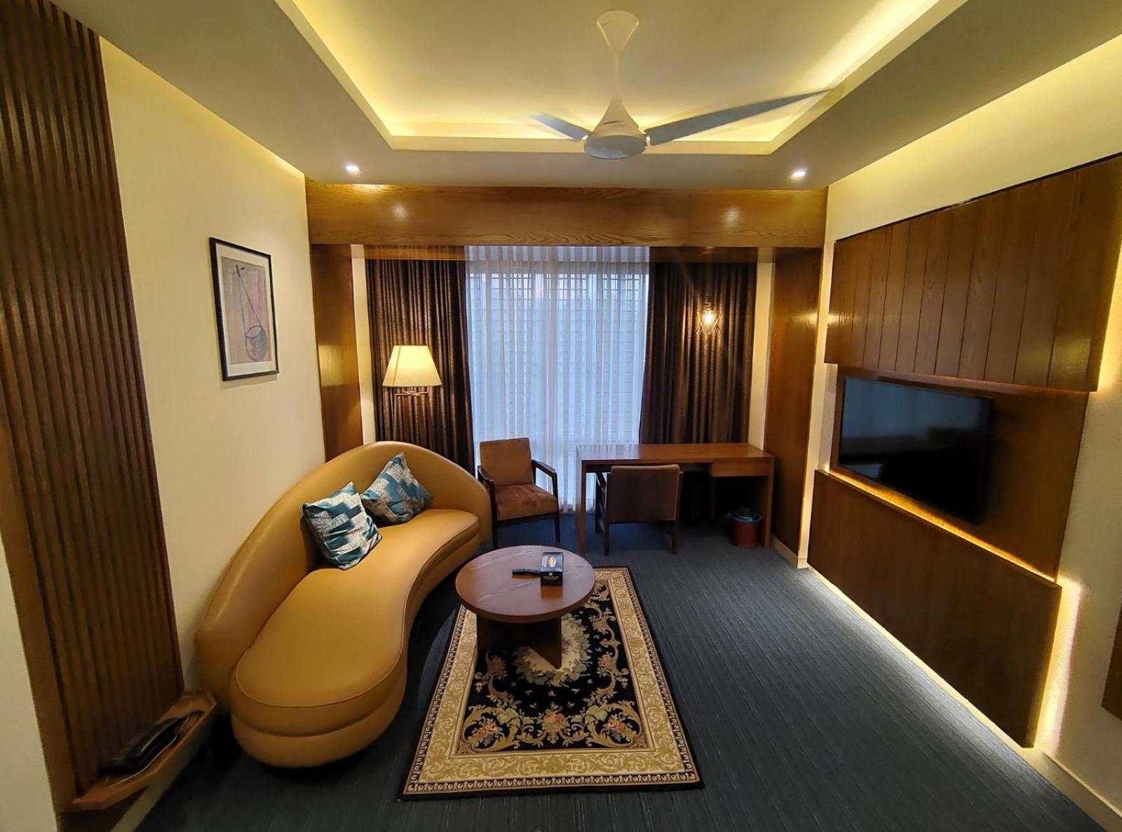 Royal Pearl Suites Cox's Bazar Exterior photo