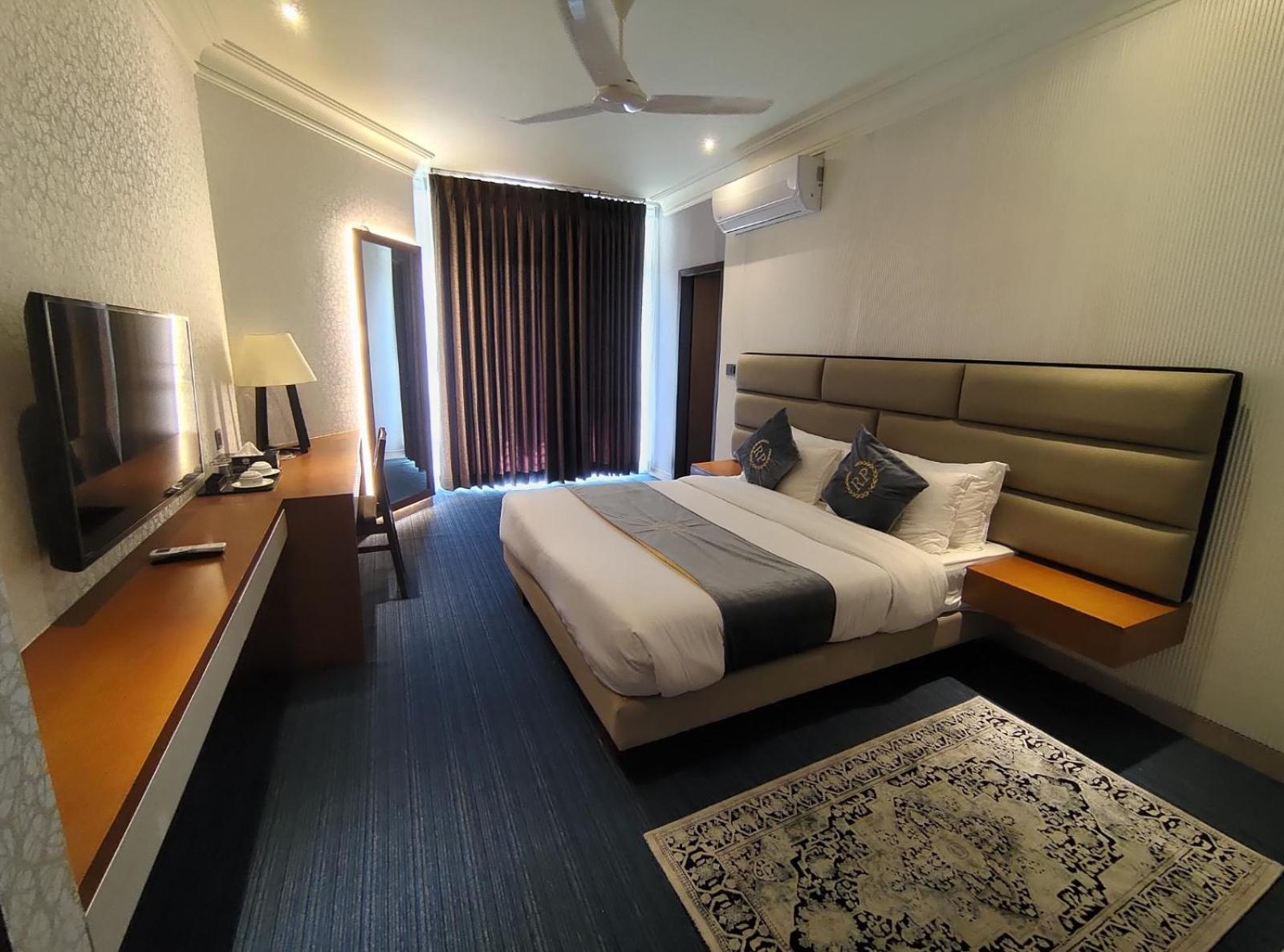 Royal Pearl Suites Cox's Bazar Exterior photo